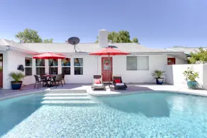 Tempe ASU Home 8 beds & Salt Water Pool - Image 4
