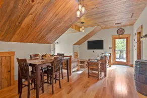 Winnisquam's Edge Retreat - Image 3
