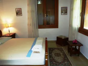 Seaside residence in Nafpaktos - Image 4