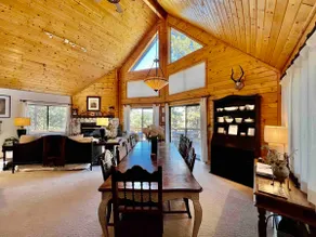 ADELAIDE HILL BREATHTAKING PINE MOUNTAIN VIEWS UPSCALE 3BR / 3BATH CABIN SPA TUB - Image 4