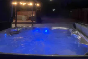 Modern Hidden Gem- HOT TUB & Organ Mtn Views/Patio - Image 3