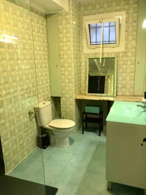 1 bedroom with a terrace - Image 5
