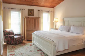 3 Bedroom Prime Location Siesta Beach apartment - Image 3