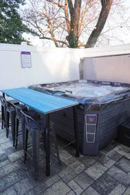 Rehoboth Beach Gem – Hot Tub + EV Charger 2 BR - Image 2