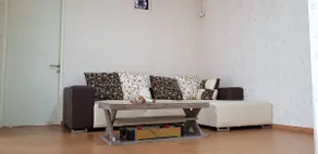 One-8 Premium Villa - Image 4