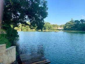 Riverfront House on Guadalupe-3BR W/Opt 4BR -Texas Hill Country-Day's Away House - Image 3