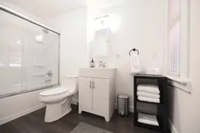Entire apartment 2 bedroom - Image 4