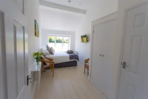 ”Cosy self contained bolthole” West Wittering - Image 2
