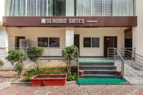 Posh 1 Bedroom Service Apt @ Koramangala - Image 5