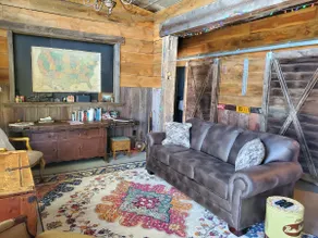 Yellowstone Homestead in Emigrant MT - Image 2