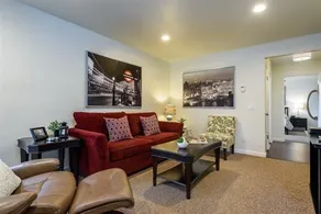 Beauty in San Carlos! 1 large bedroom apartment - Image 2