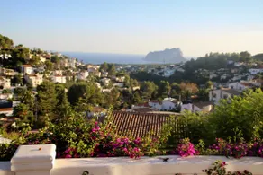 Charming Villa in Montemar with private pool and sea views - Image 2