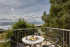 Tamar River Apartments - Vines 1 Bed - Image 4