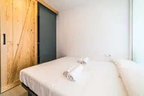 Modern studio, first line to Hold Town beach. - Image 5