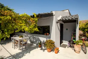 Karteros House Private garden near the beach! - Image 2