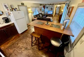 Hooch House- Clean/Cozy by Forest, River & Trails - Image 2