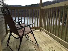 The Loft at River's Edge w/hot tub! - Image 5