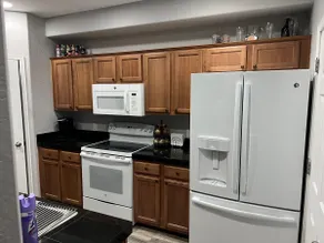 Surprise Condo - Long Term - Image 5