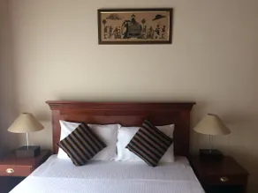 RIVERSIDE RETREAT, KANDY - Image 4