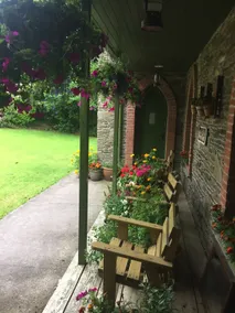 Serene Retreat - Image 4