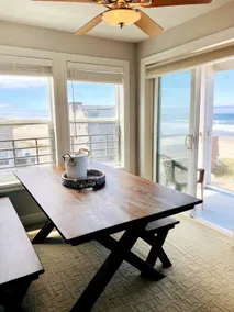 Beautiful Oceanview Corner Condo Across from Beach - Image 2