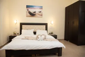 Beautiful Studio Apt On The Ground floor - Image 4