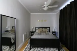 Urban Apartment in Rockridge Neighborhood - Image 3