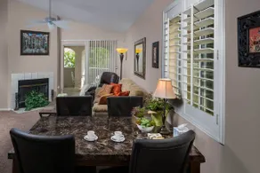 🧡A Traveler’s Dream 💤Very Cozy-second-floor condo - Image 4