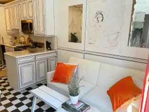 Artsy Getaway w/ Private Patio Near Manhattan - Image 5