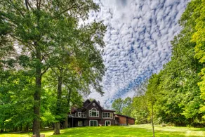 Waterfront Renovated Hudson Valley House & Barn - Image 5