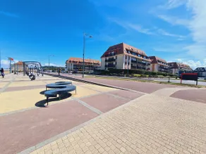 Garden with sea view and numbered private parking - Image 4
