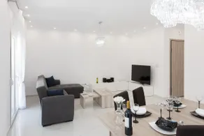 Despina's Luxury apt downtown - Image 2
