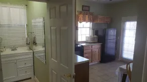 Cottage Guest House Extended Stay, entire house - Image 4