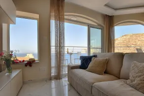 Designer Finished SeaView Apartment - Image 5