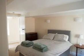 Whole flat in Historic Building - Image 2