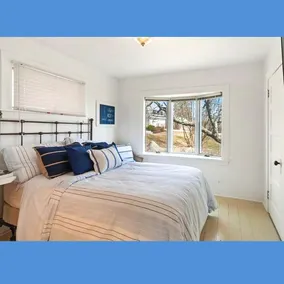 *Beachfront* Vintage Coastal Cottage - Relaxation - Image 5