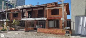 Cozy beach house, 3 bedrooms with air conditioning. - Image 2