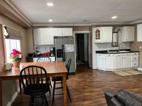 Historic Downtown 1st Floor Flat - Image 2