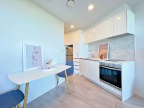 Stunning view 1-bedroom studio in city centre - Image 3
