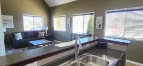 Welcome to the GreenHouse! 2Bdrm/1 Bath - Image 5