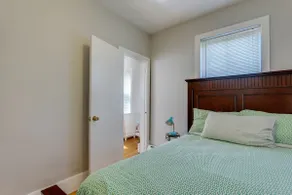 3BR Condo Near MBTA, 2 Mi to BMC Hospital ! - Image 5