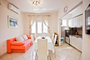 Villa Stana - Beachfront Apartments with Sea View & Free Parking - Image 2
