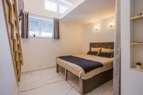 Silence & style • Duplex for couples center - Image 2