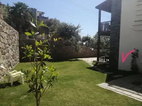2+1 house with garden in Gümüşlük, 5 minutes walk to the beach - Image 5