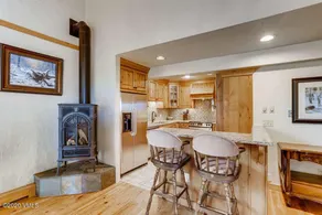 Whisky Creek Lodge - Image 2
