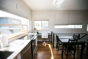 Downtown Views Guesthouse 1bd/1b with Rooftop Spa! - Image 5