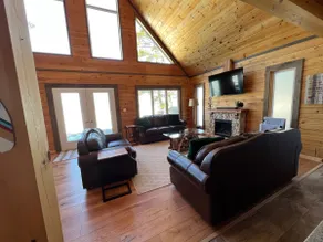 Tranquil log cabin with sandy beach, sunsets & spa - Image 4