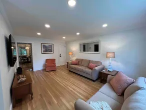 Peaceful Oak View - Image 3