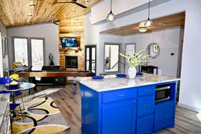 Stunning 24 Karat Cabin in Broken Bow - Hochatown! - Image 3