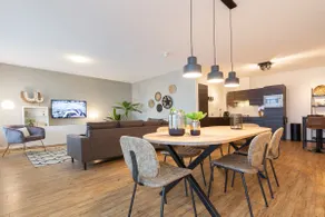 BizStay Harbour 62 - Image 4